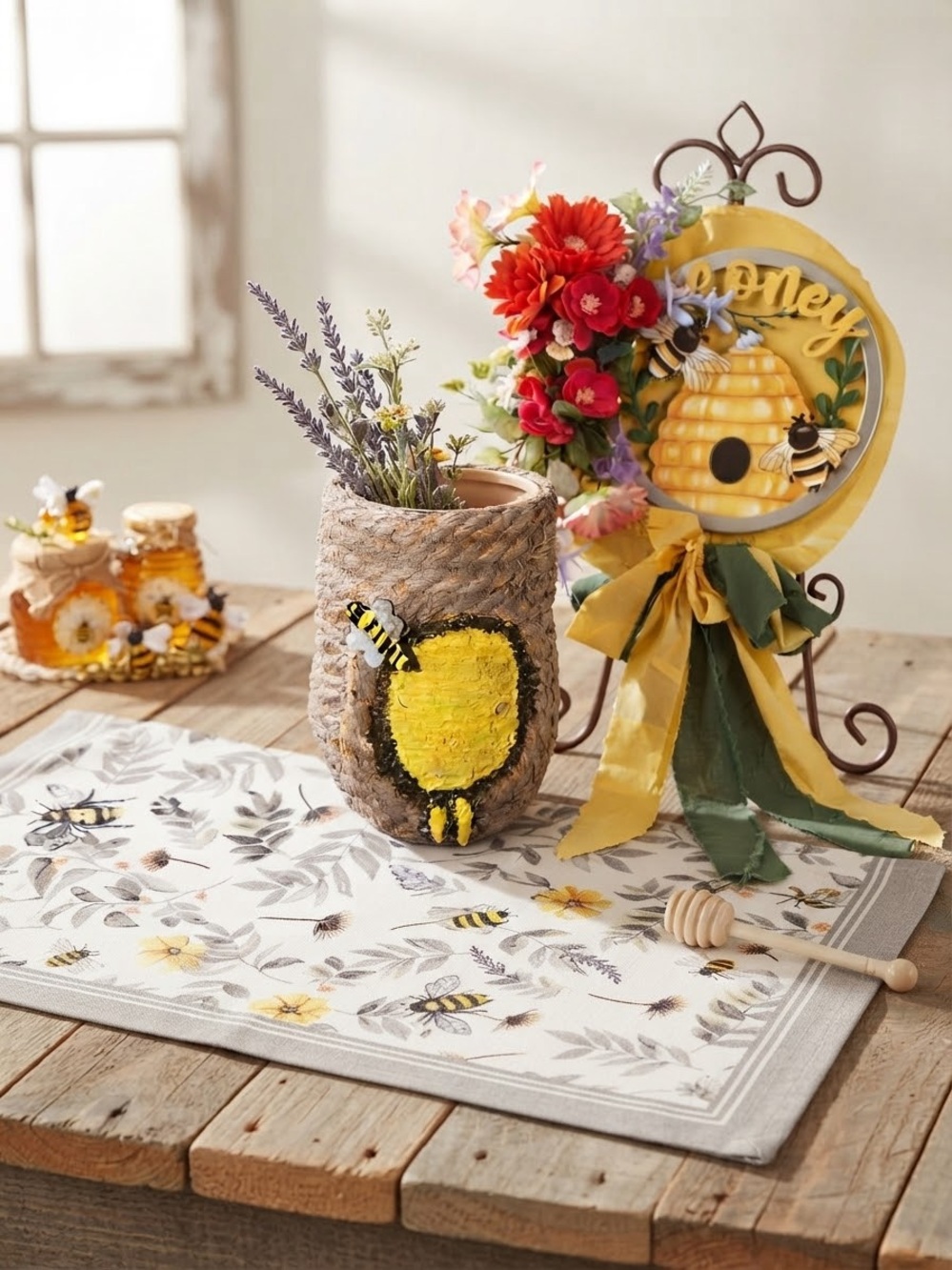 Charming Buzz-Worthy 3-Piece Bee-Themed Home Decor Set